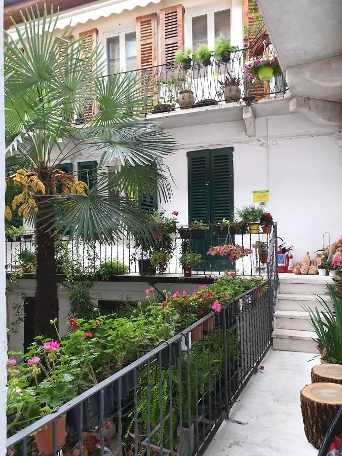La Casa Di Daniele Hotel Brescia 2*,
